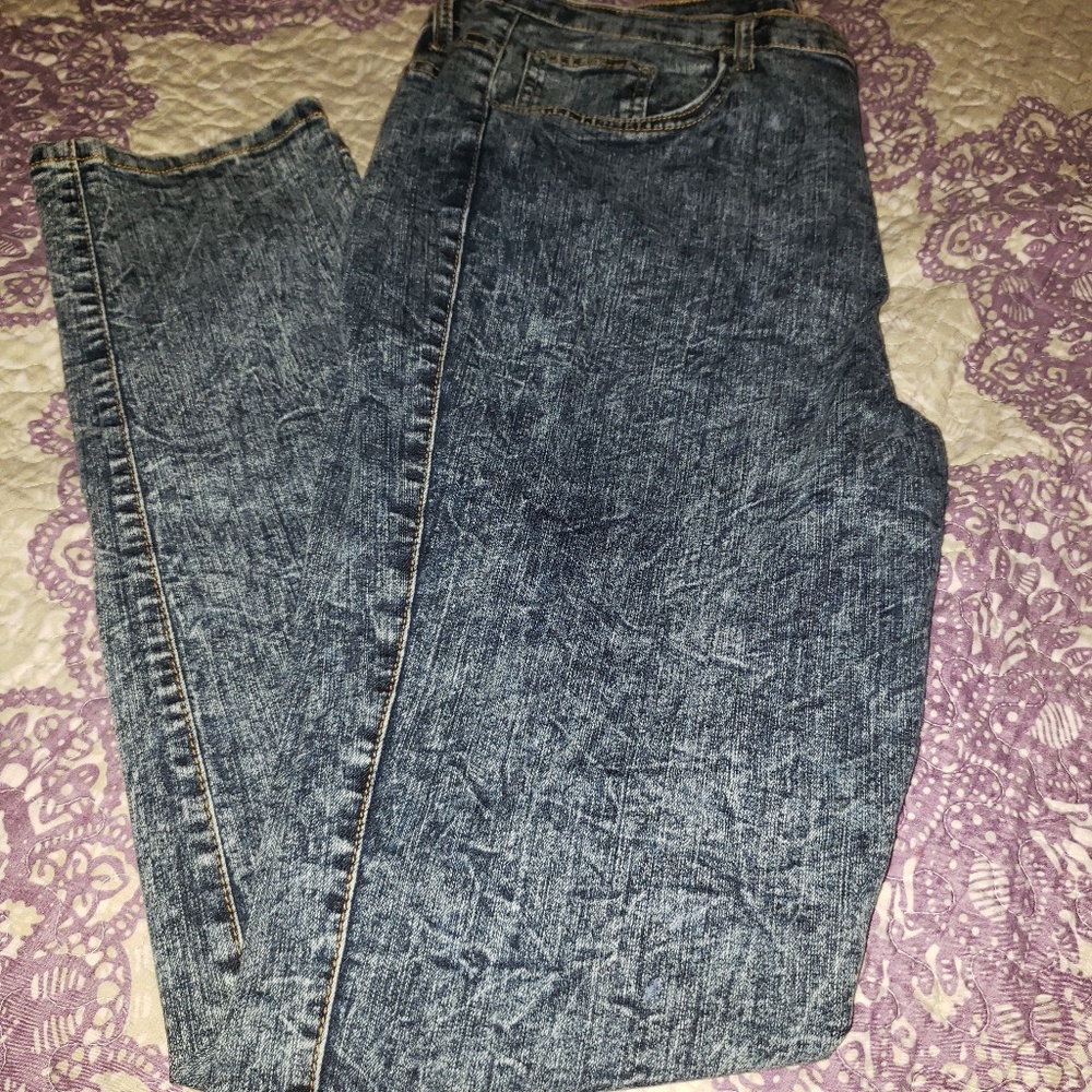 Plus Size Acid Wash Jeans